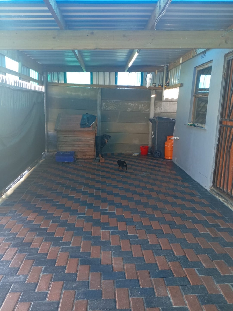  Bedroom Property for Sale in Khaya Western Cape